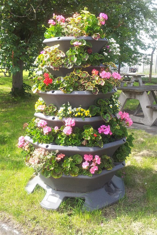 Tower planter