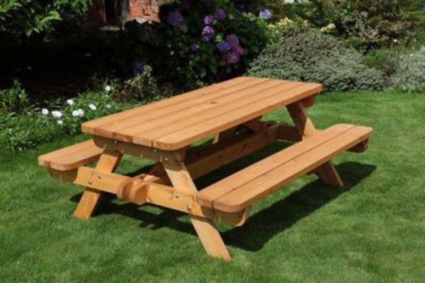 Bonington Picnic Bench